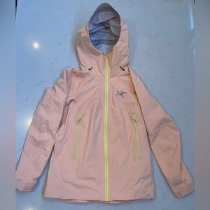 Arc’teryx Sentinel Shell Jacket for women - size: medium